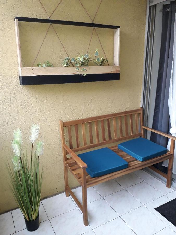 Le Venizio - Classe 2 Etoiles - T2 Climatise, Avec Terrasse, Parking, Pret De Velos, 10 Minutes A Pied Gare Et Centre Ville セット エクステリア 写真